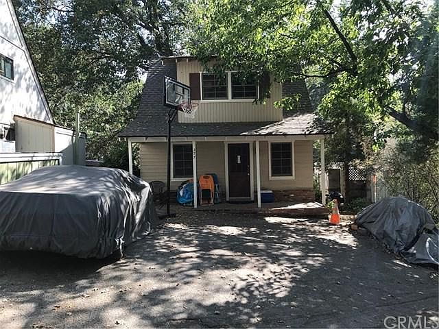 1st image of 377 Spruce Dr