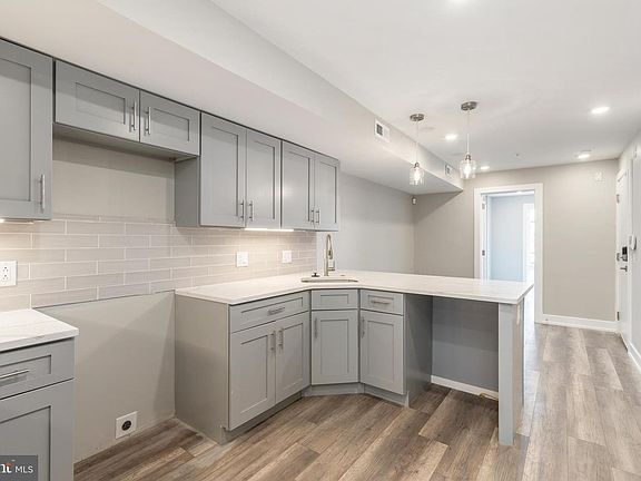 4th image of 2529 N 2nd St Unit 2