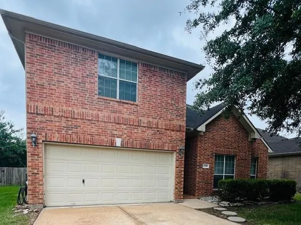 9219 Hidden Lake Cir E, Magnolia, TX 77354