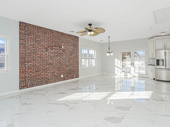 2nd image of 74 Kell Ave Floor 2