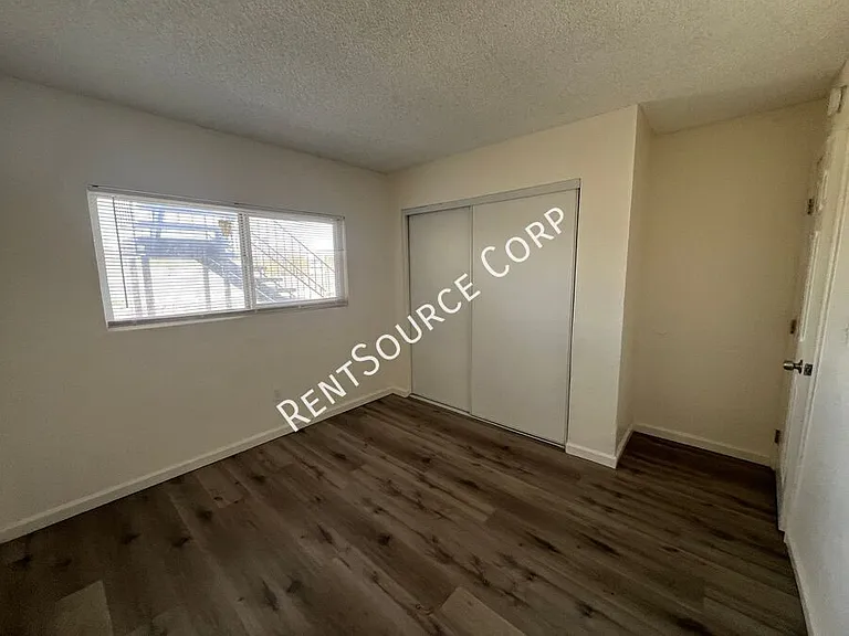 1131 Barstow Rd #B — Photo 10