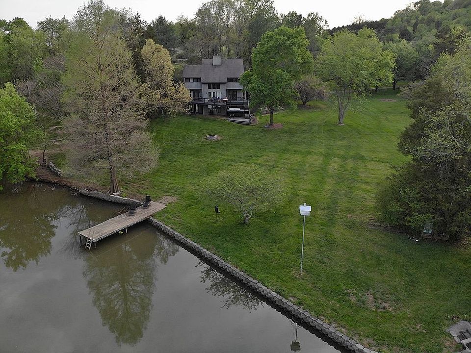1st image of 2092 Lakewood Dr