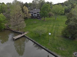 2092 Lakewood Dr, Loudon, TN 37774
