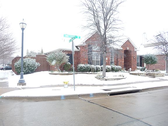 3rd image of 4106 Constitution Dr