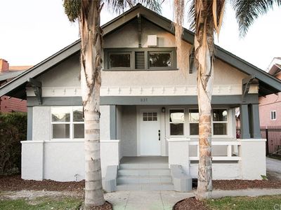 837 W 57th St, Los Angeles, CA, 90037