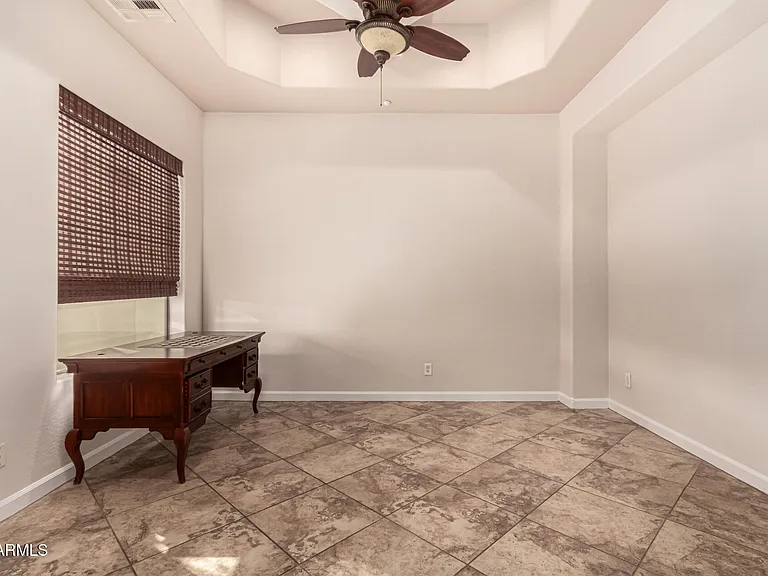 9246 W Molly Ln — Photo 12