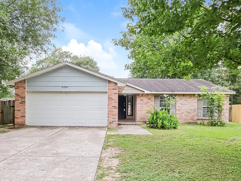 4306 Hickorygate Dr — Photo 1