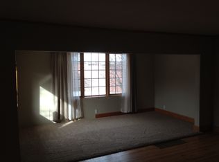 1372 Pacific St, Saint Paul, MN 55106