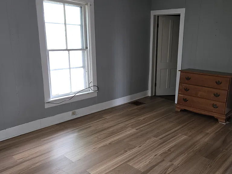 12 Reynolds Ave #2 — Photo 1