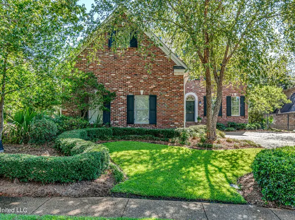 118 Overlook Pointe Dr, Ridgeland, MS 39157