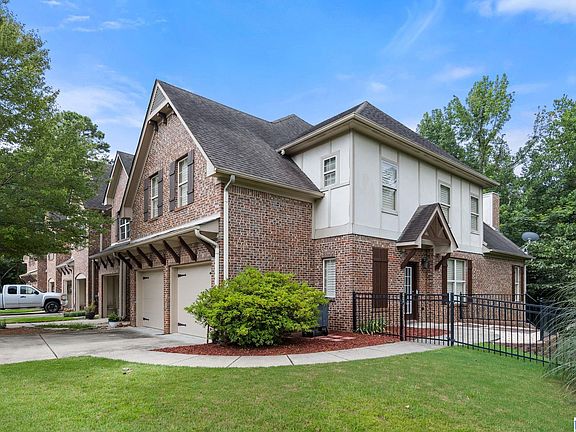 4th image of 4220 Lochshire Ln