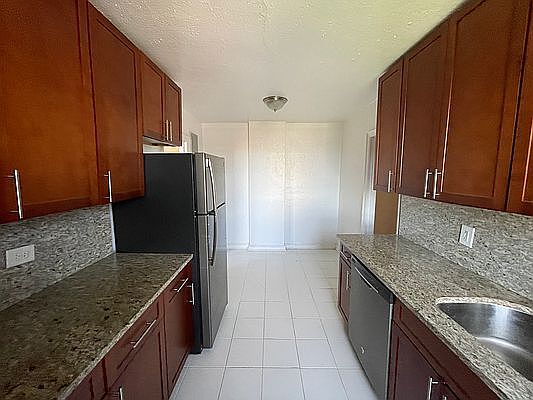 2nd image of 2728 Henry Hudson Pkwy #B86