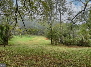 1812 Church Rd, Hummelstown, PA 17036