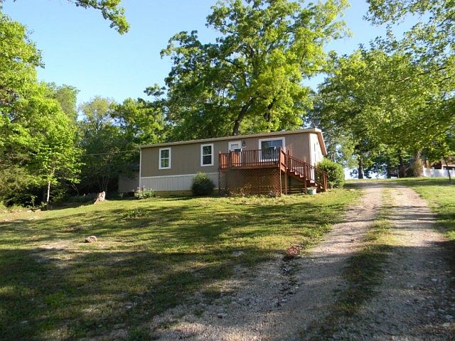 1st image of 205 Lakeview Dr