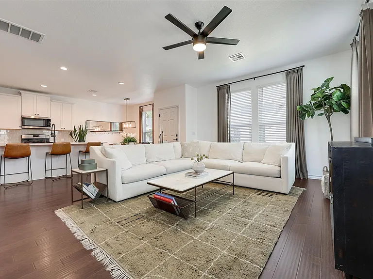 5215 Golden Canary Ln — Photo 1