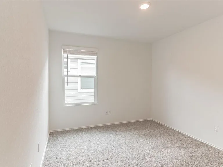 500 Jack Ryan St — Photo 24