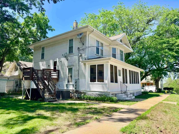 1901 S Nicollet St, Sioux City, IA 51106