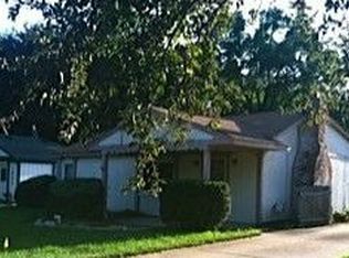 1631 S Commerce Rd, Wolverine Lake, MI 48390