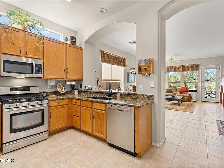 9670 E Chuckwagon Ln — Photo 9