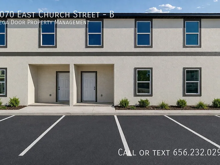 1070 E Church St #B — Photo 1