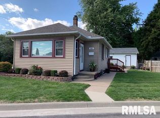 2536 Prospect Ave, Clinton, IA 52732