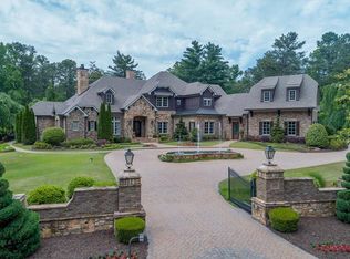 1450 Jones Rd, Roswell, GA 30075