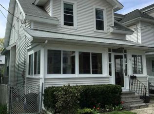 61 Grove Ave, Albany, NY 12208