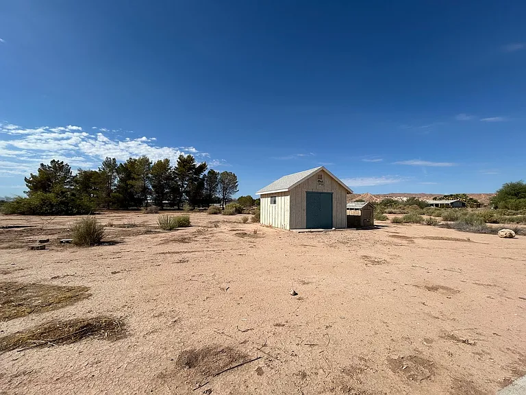 1075 Palo Verde St — Photo 18