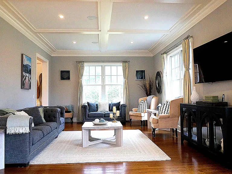 99 Spinney Rd — Photo 4