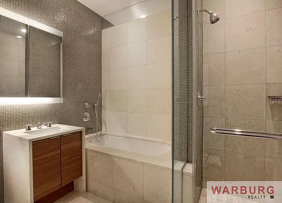 Sold by Warburg | media 8