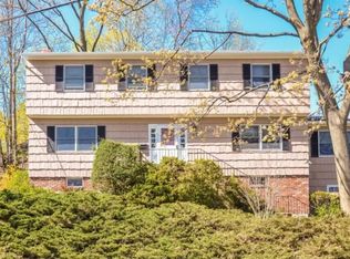 65 Hickory Hill Dr, Dobbs Ferry, NY 10522