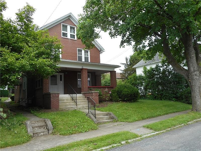 1st image of 234 E Church St