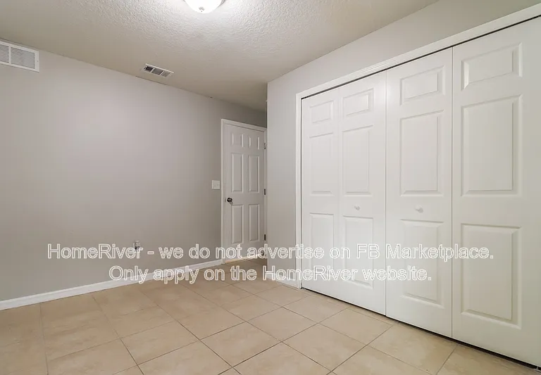 2213 E Emma St — Photo 13