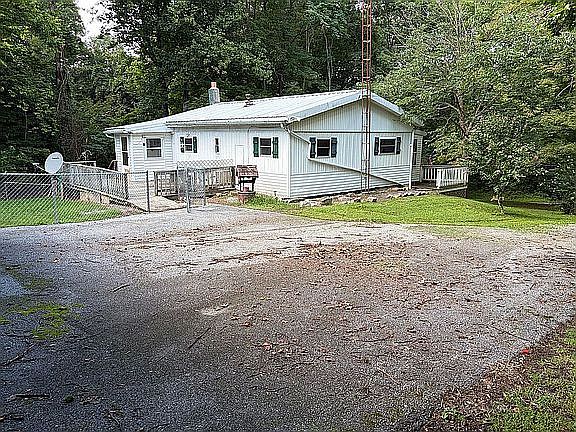 2nd image of 16814 Scribey Rd