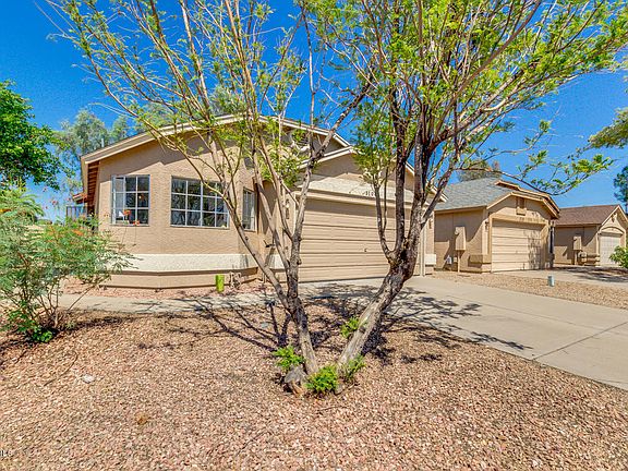 2nd image of 3106 E Taro Ln