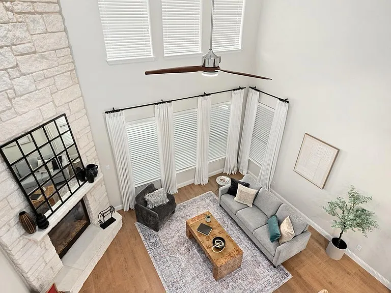 8620 Alophia Dr — Photo 22