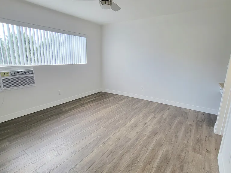 5914 Buffalo Avenue, Van Nuys, CA 91401 — Photo 9