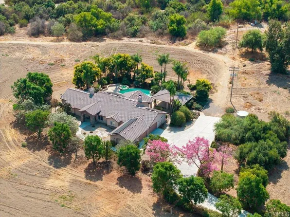 17141 San Pasqual Valley Rd, Escondido, CA 92027