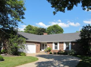 1210 N. Fernmeadow Drive, Appleton, WI 54915