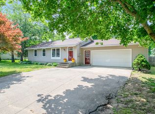 1682 Stratford Ave, Dorr, MI 49323