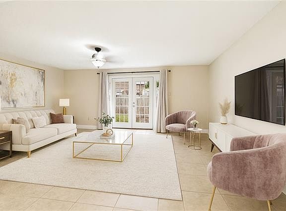 4th image of 2205 Caswell Ln