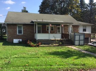 12510 Renovo Rd, Renovo, PA 17764