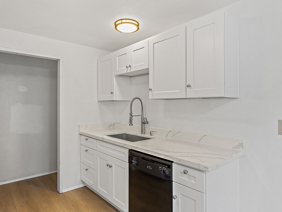 1st image of 2014 N Cambrian Ave