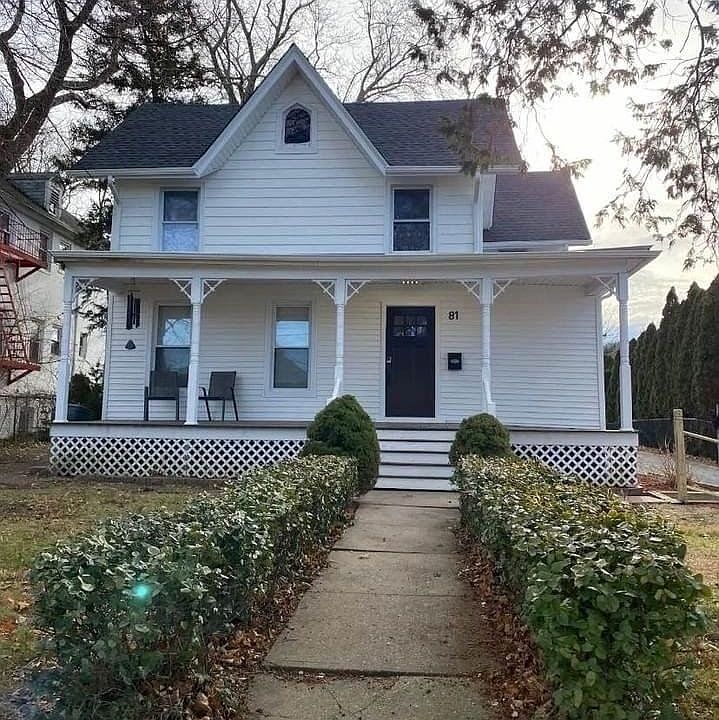 1st image of 81 Orchard St