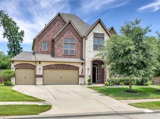 47 Chestnut Meadow Dr, Conroe, TX 77384
