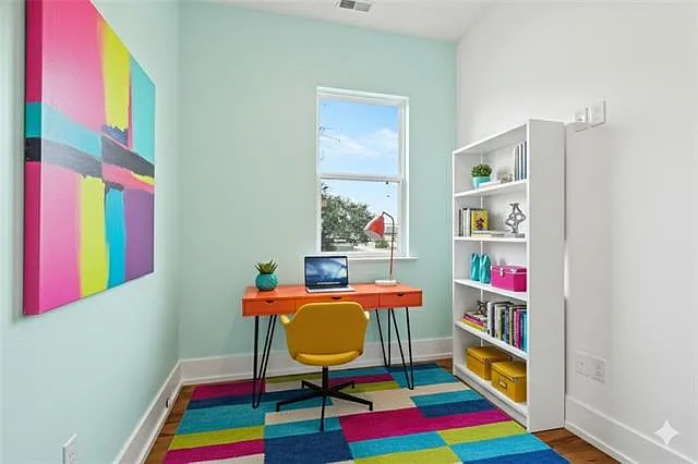 2732 Danneel St — Photo 23