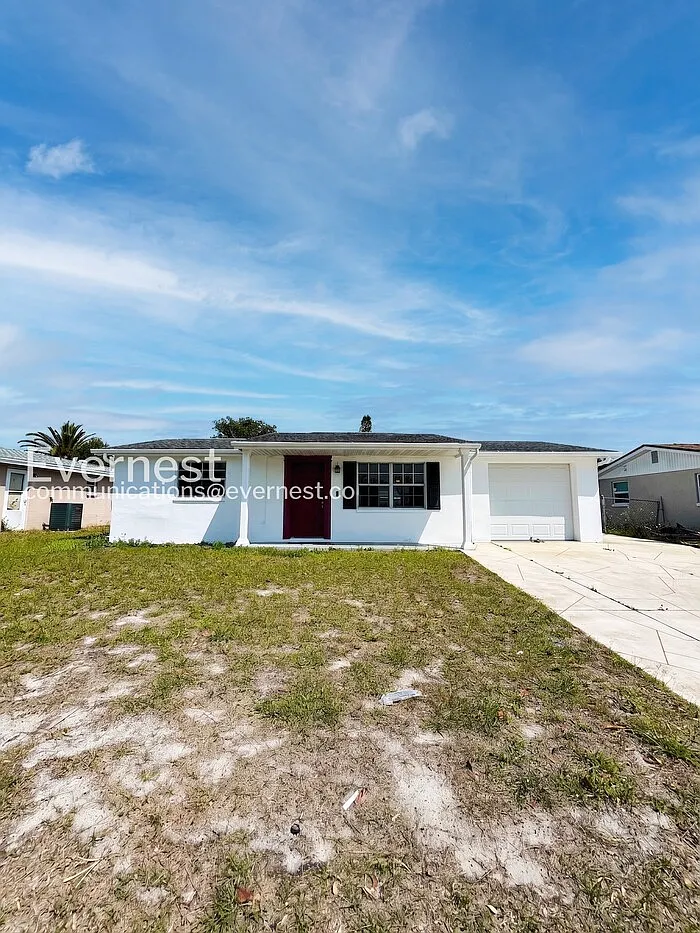 Building Photo - 9130 Chatam Ln
