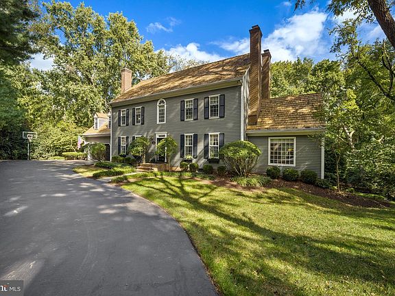 3rd image of 12813 Glen Mill Rd