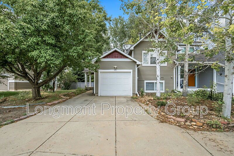 1st image of 719 Thornwood Way