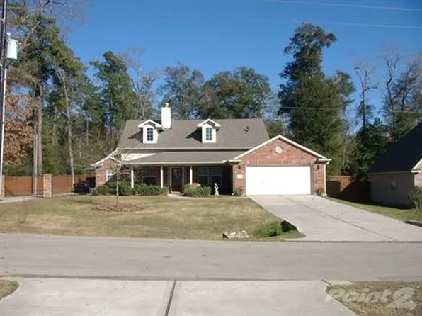 10944 Forest Creek Dr, Willis, TX 77318